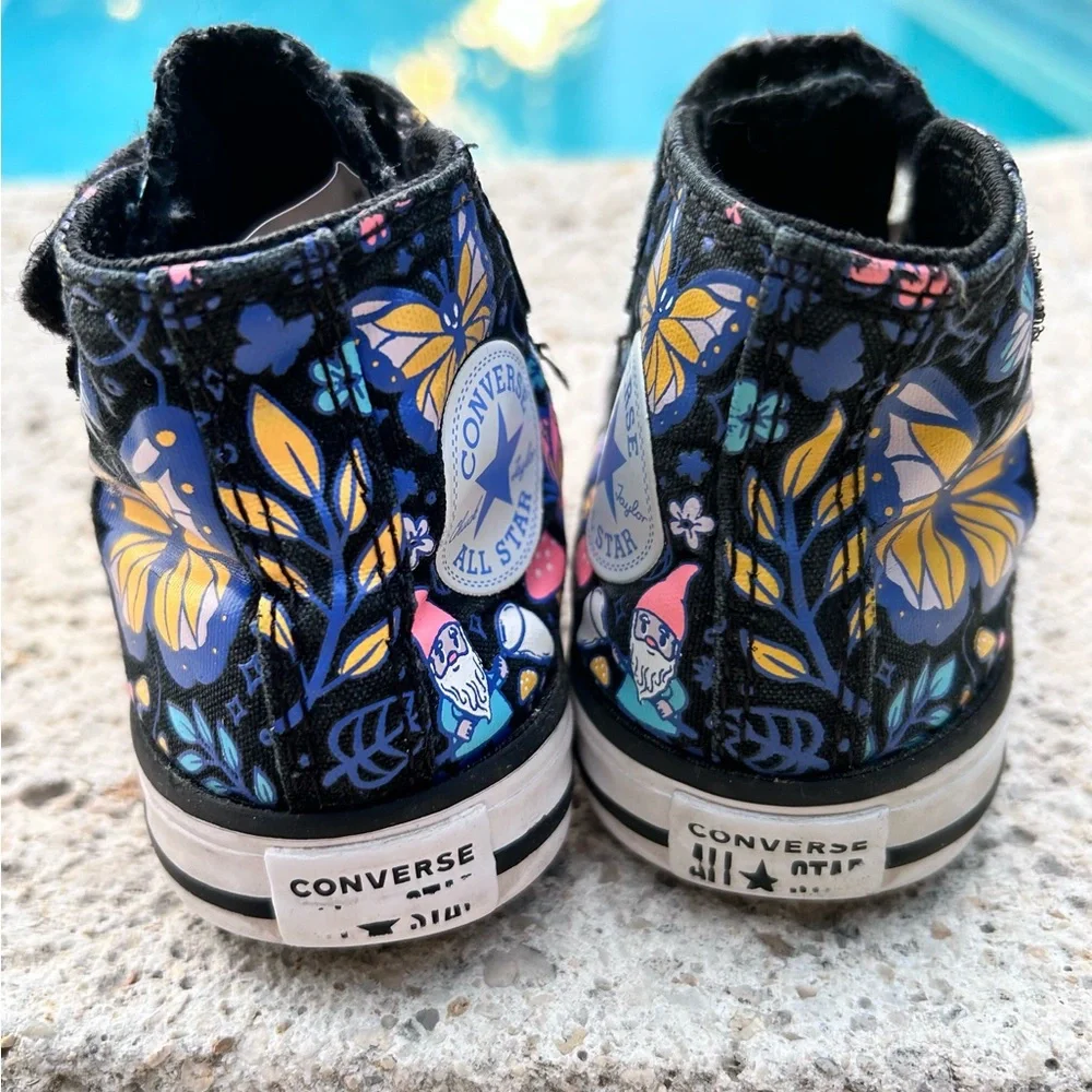 Converse sneakers chucks butterfly print toddler baby size 6 all stars flowers